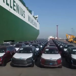 EU áp thuế trừng phạt đối với ô tô điện từ Trung Quốc